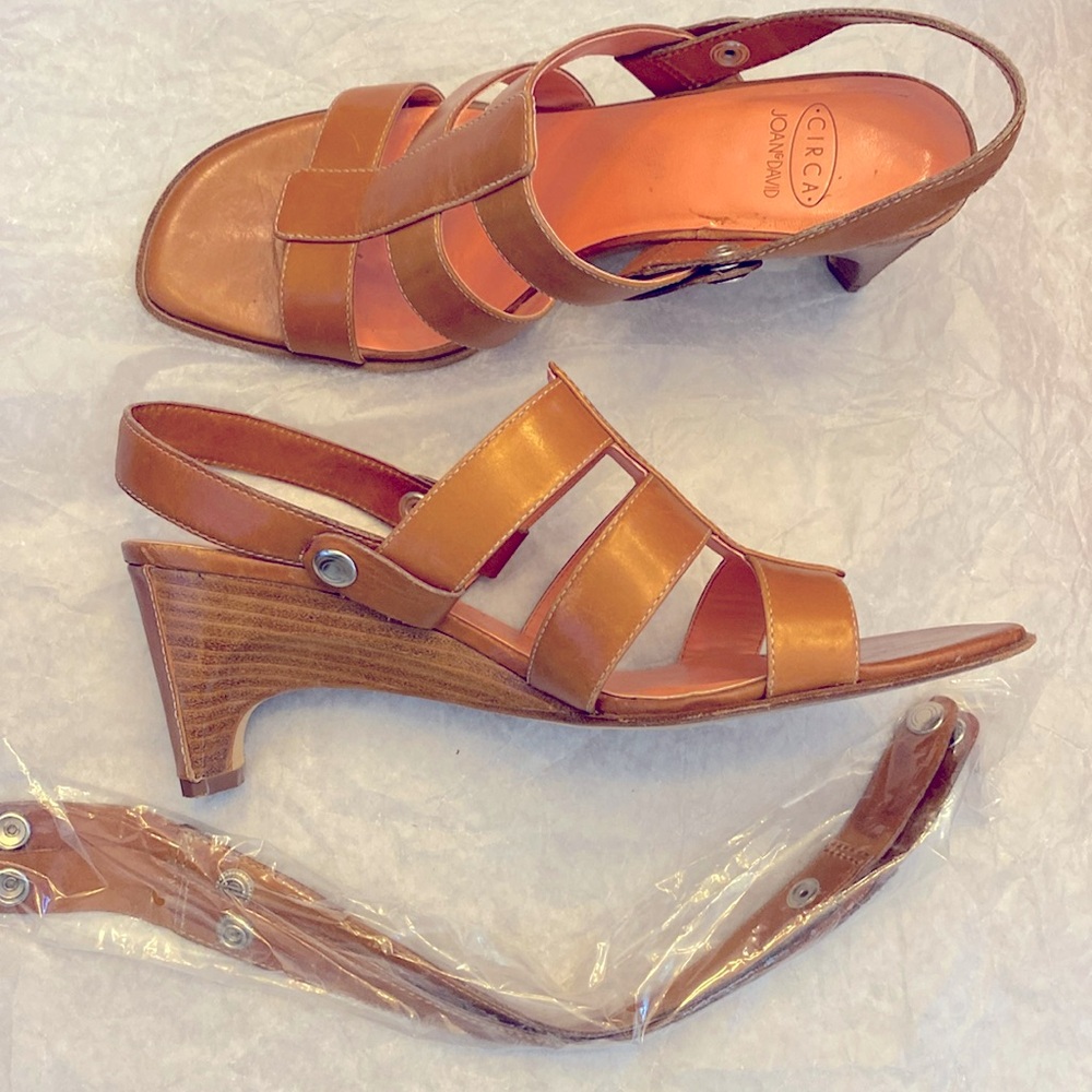 Circa Joan & David Camel Brown Heel Sandals. Size 6 1/2